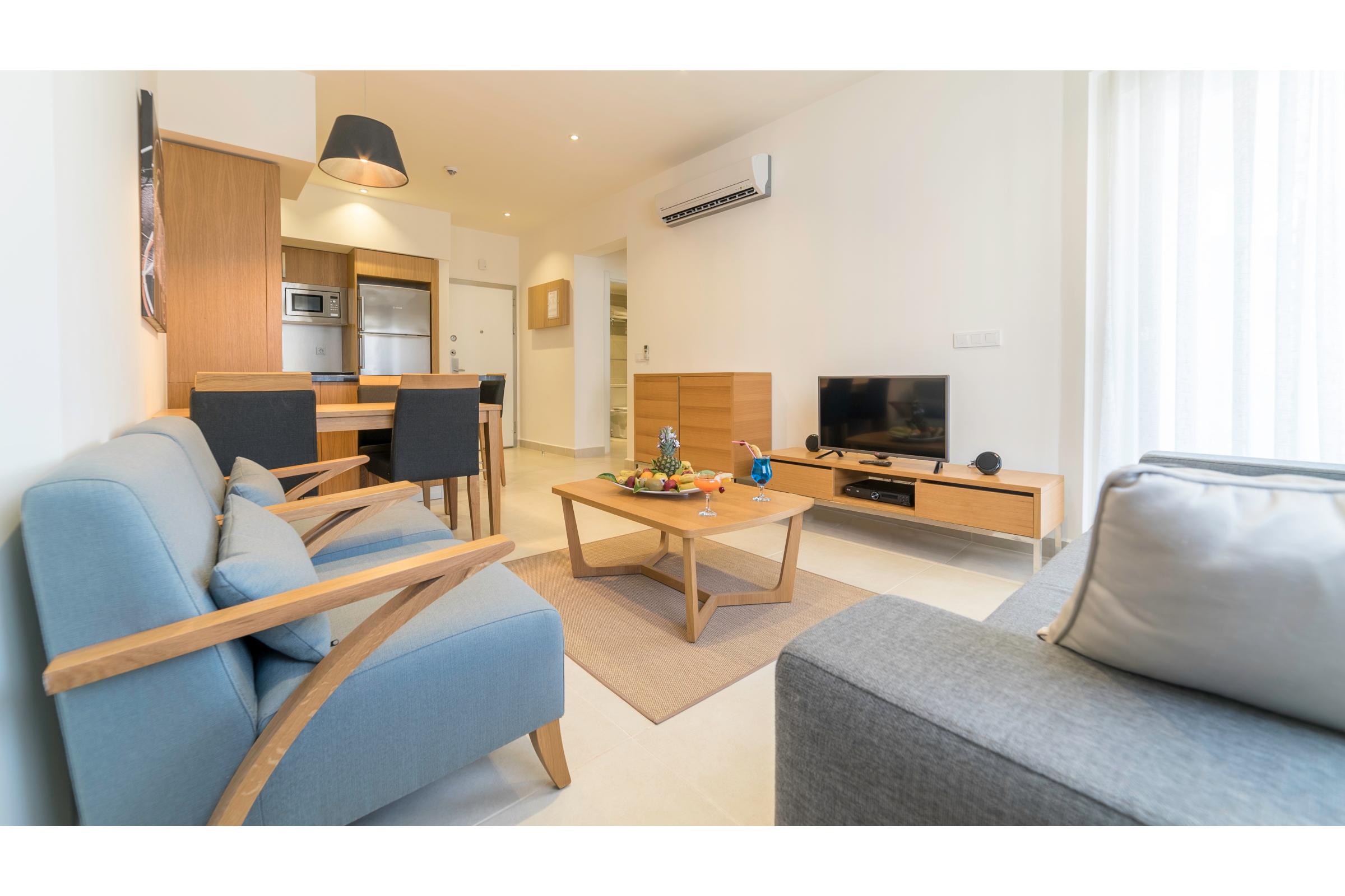 Ramada Hotel & Suites By Wyndham Kusadasi Luaran gambar