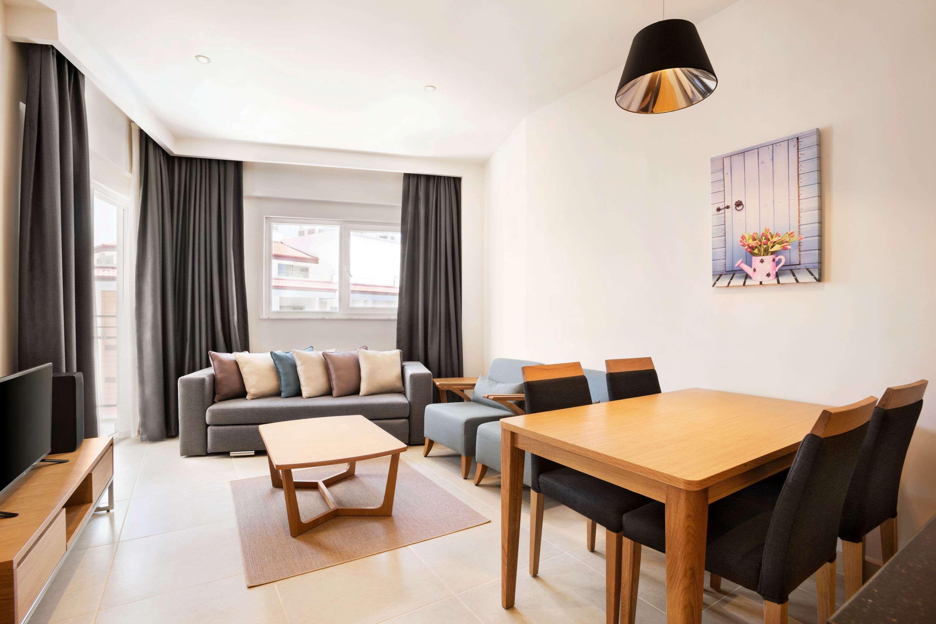 Ramada Hotel & Suites By Wyndham Kusadasi Luaran gambar