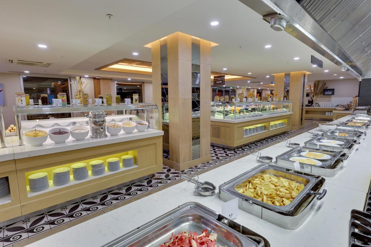 Ramada Hotel & Suites By Wyndham Kusadasi Luaran gambar