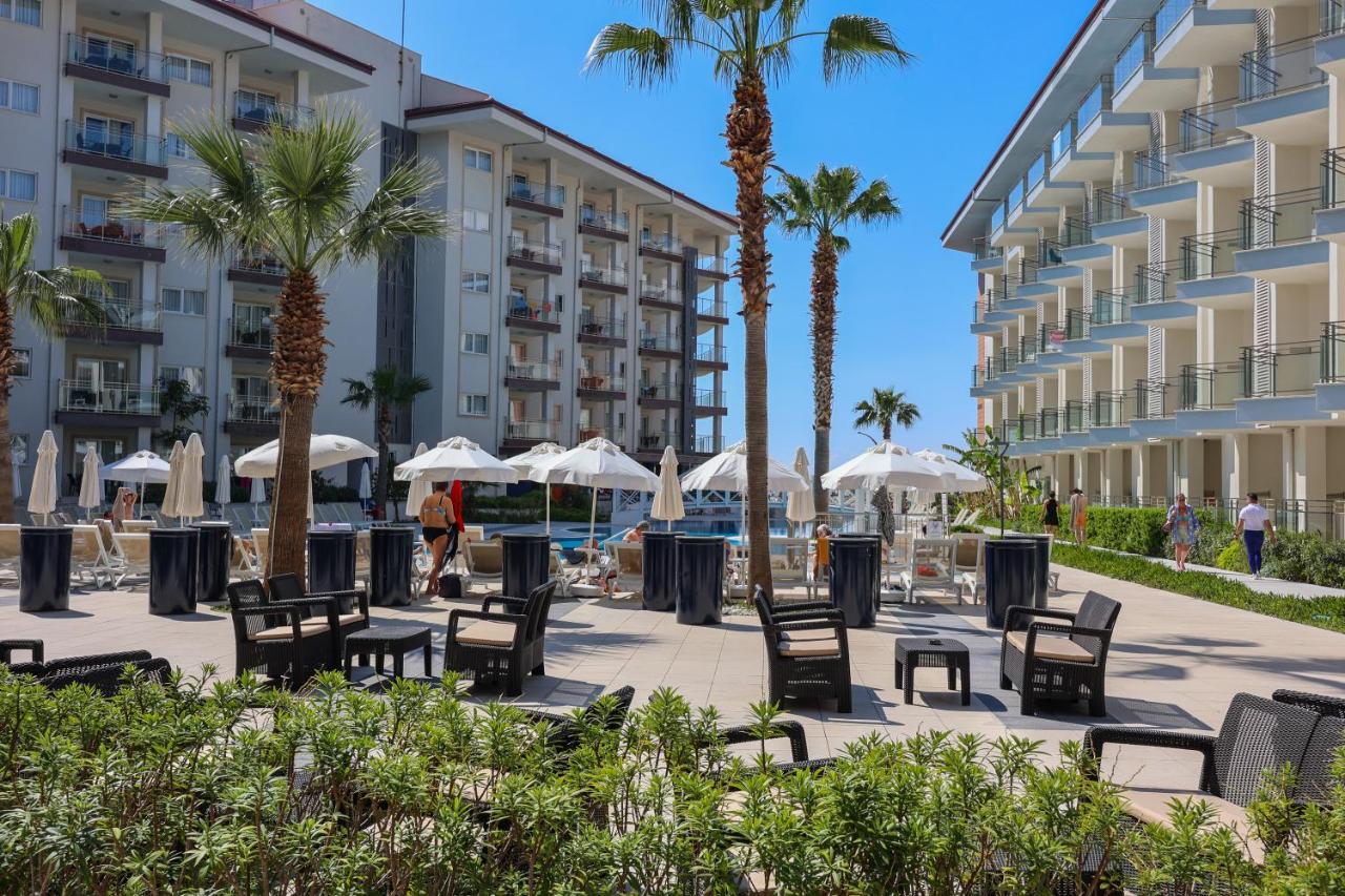 Ramada Hotel & Suites By Wyndham Kusadasi Luaran gambar
