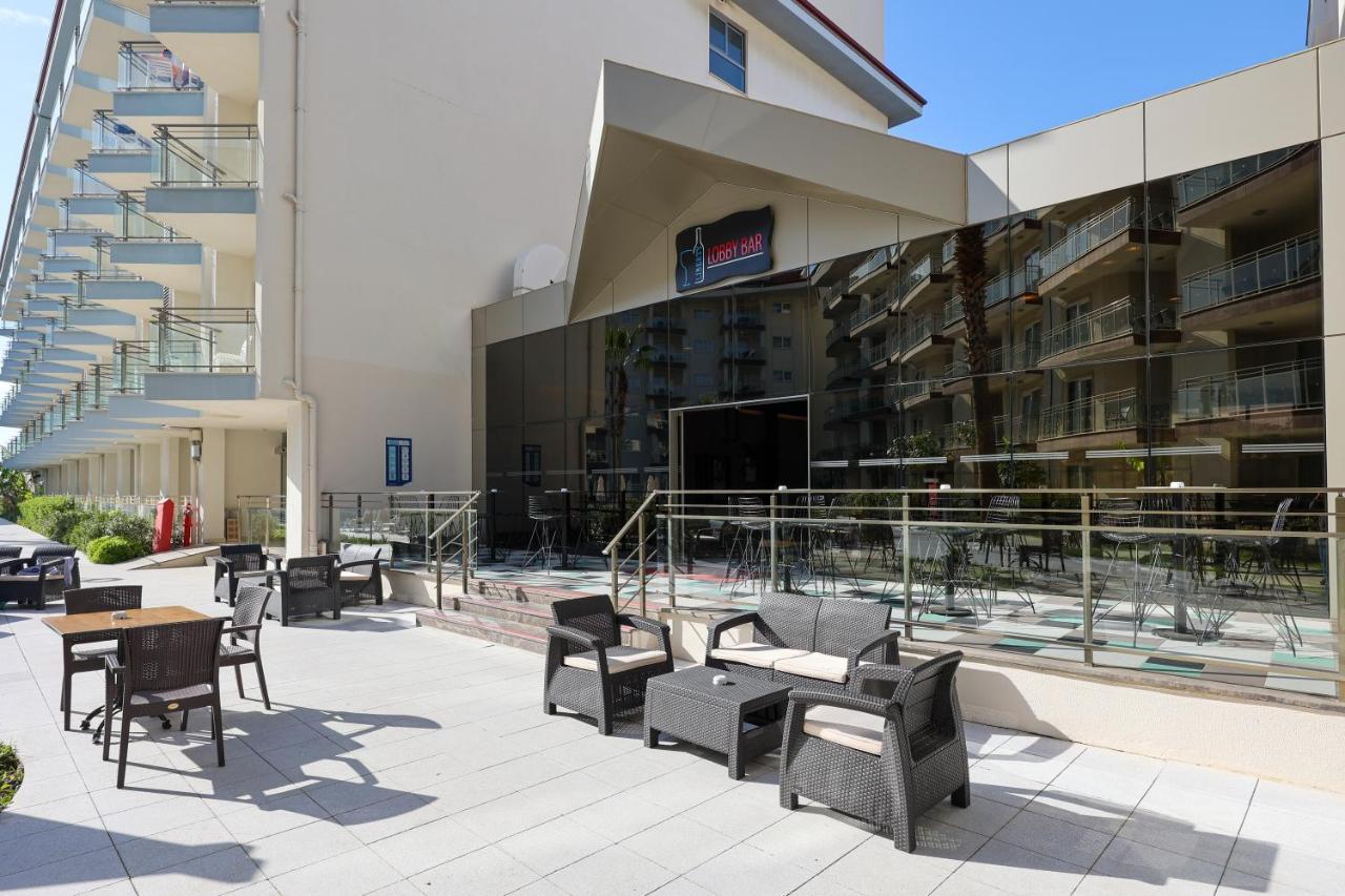 Ramada Hotel & Suites By Wyndham Kusadasi Luaran gambar